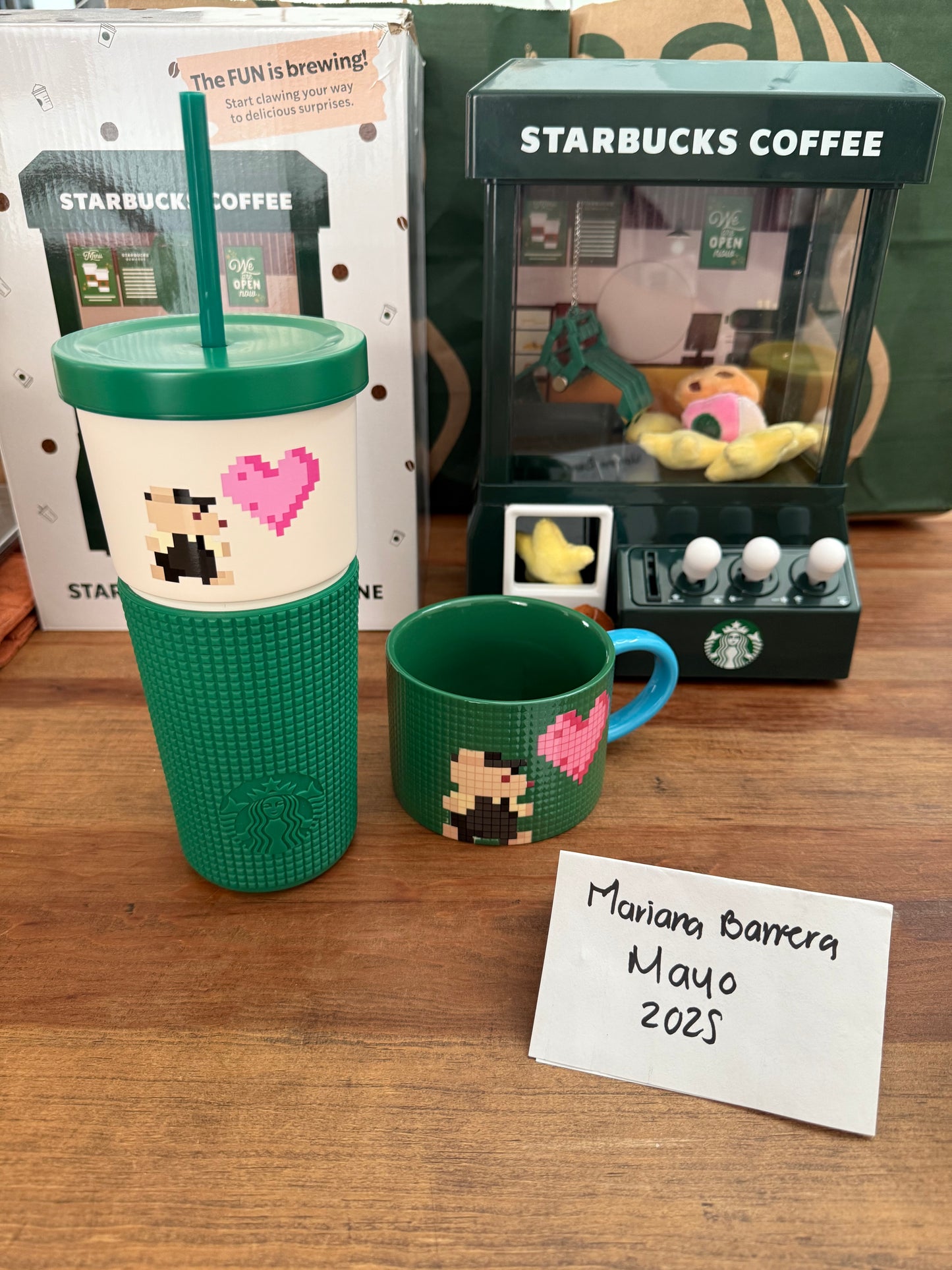 2025 Starbucks Bearista Game Heart Cold Cup 21.5 oz