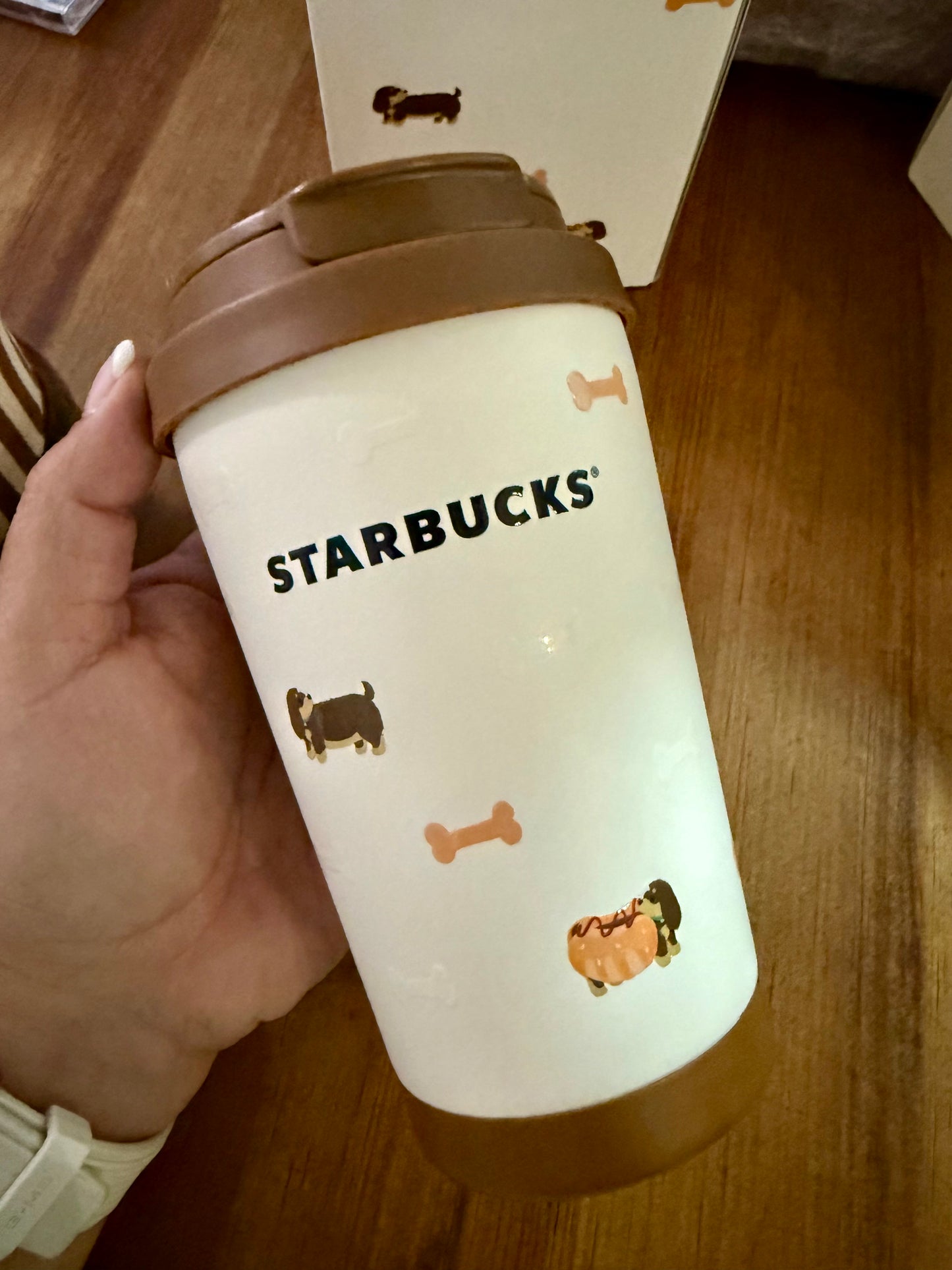 2026 STARBUCKS CHINA PAWS VASO CON MANGA