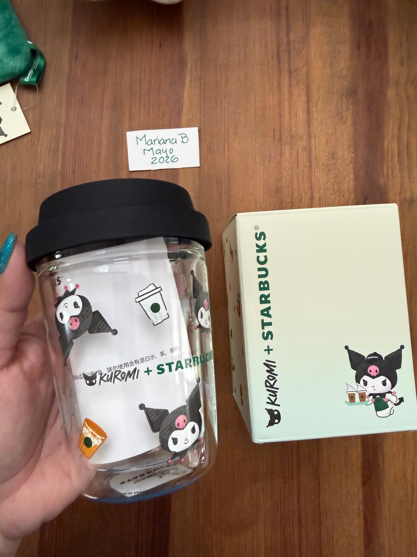 2025 KUROMI X STARBUCKS HONG KONG VASO VIDRIO